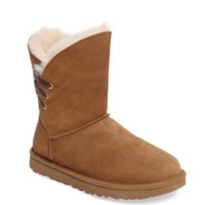 UGG Constantine Genuine Shearling Boot, Size 9